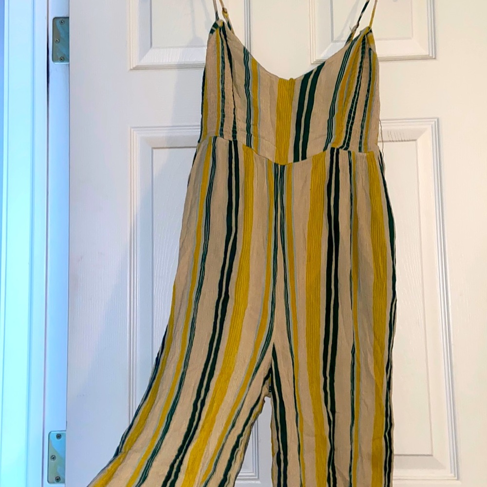 JUMPSUIT ✨ Size small. from francesca’s
